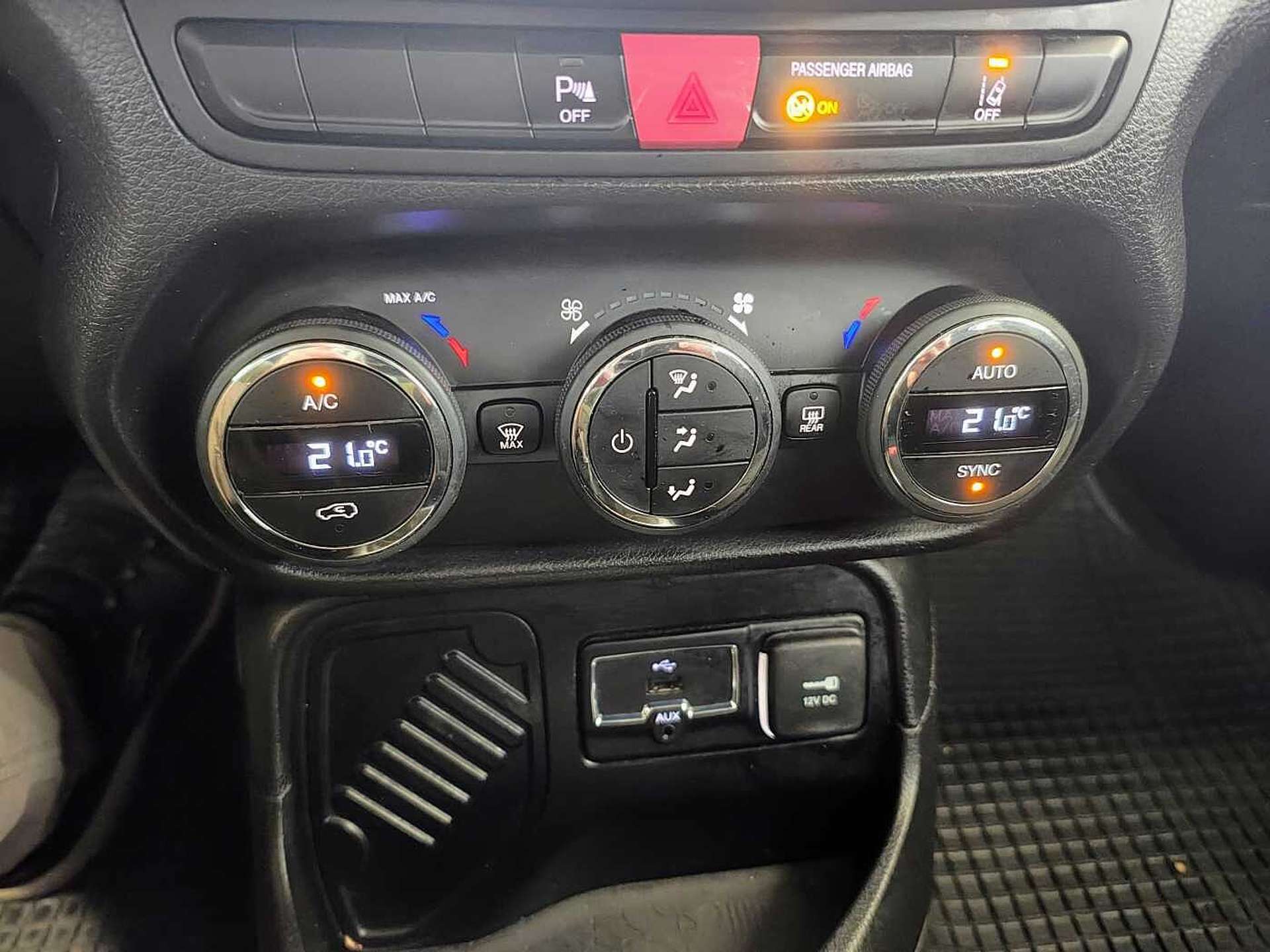 Jeep Renegade  1.6 Mjt 120 CV Limited Xenon e Navi Grande
