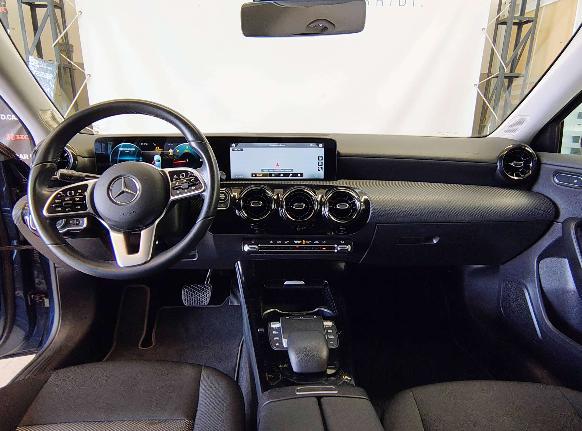 Mercedes-Benz A 180  Classe A – V177 2018 d Business auto