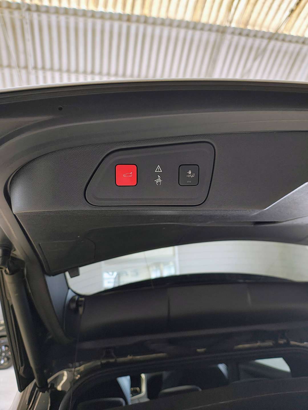 Peugeot 3008  3008 II 2016 2.0 bluehdi GT S TETTO