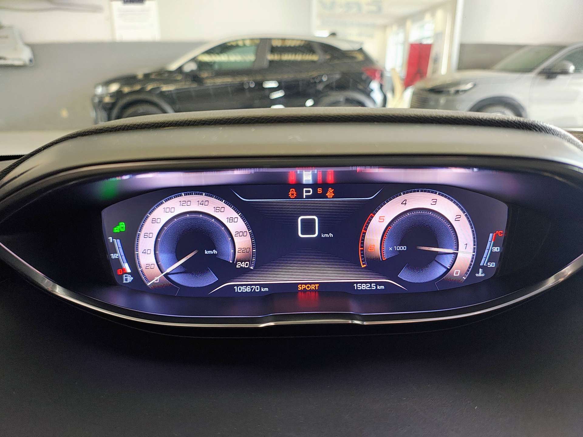 Peugeot 3008  3008 II 2016 2.0 bluehdi GT S TETTO