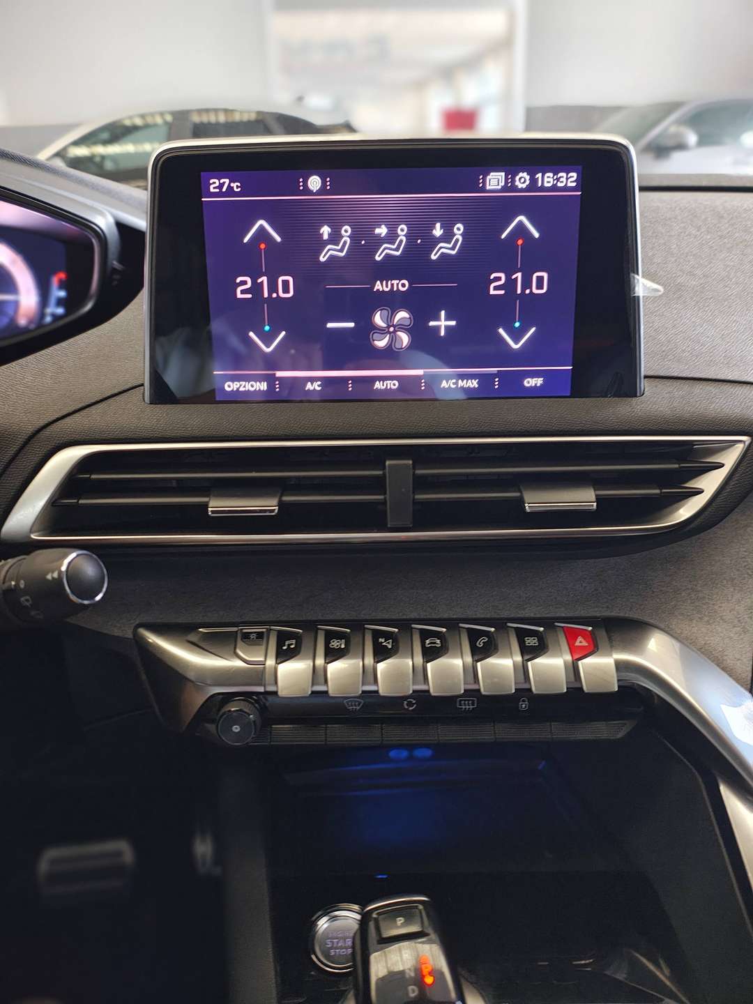 Peugeot 3008  3008 II 2016 2.0 bluehdi GT S TETTO
