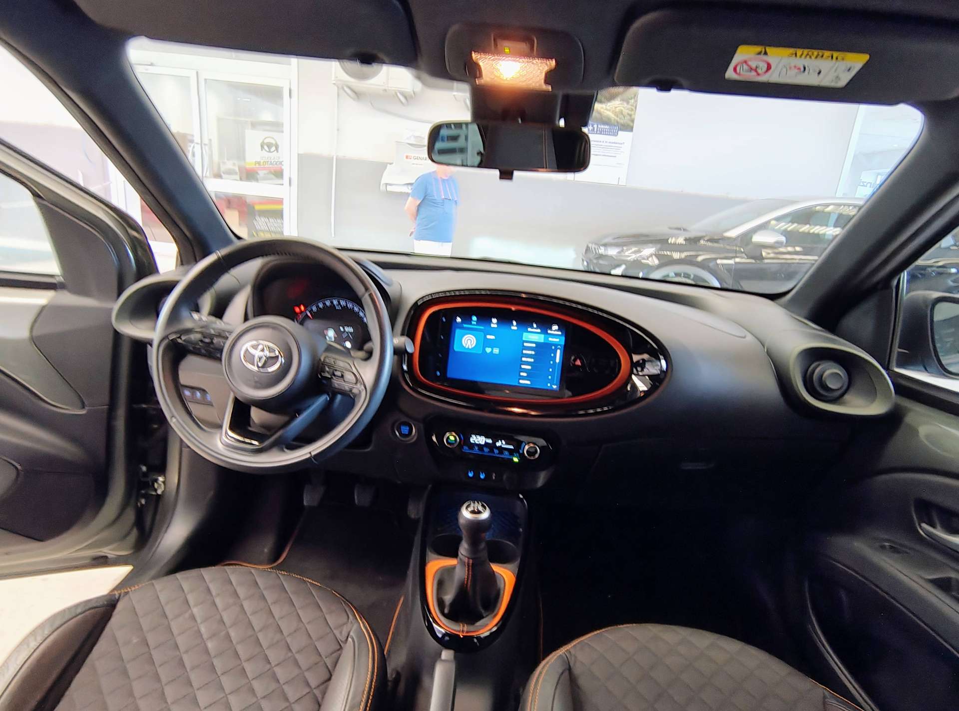 Toyota Aygo  Aygo X X 1.0 Limited 72cv Cerchi 18