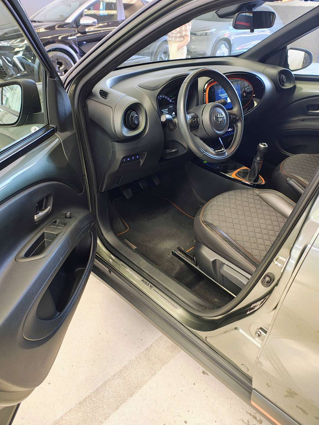 Toyota Aygo  Aygo X X 1.0 Limited 72cv Cerchi 18
