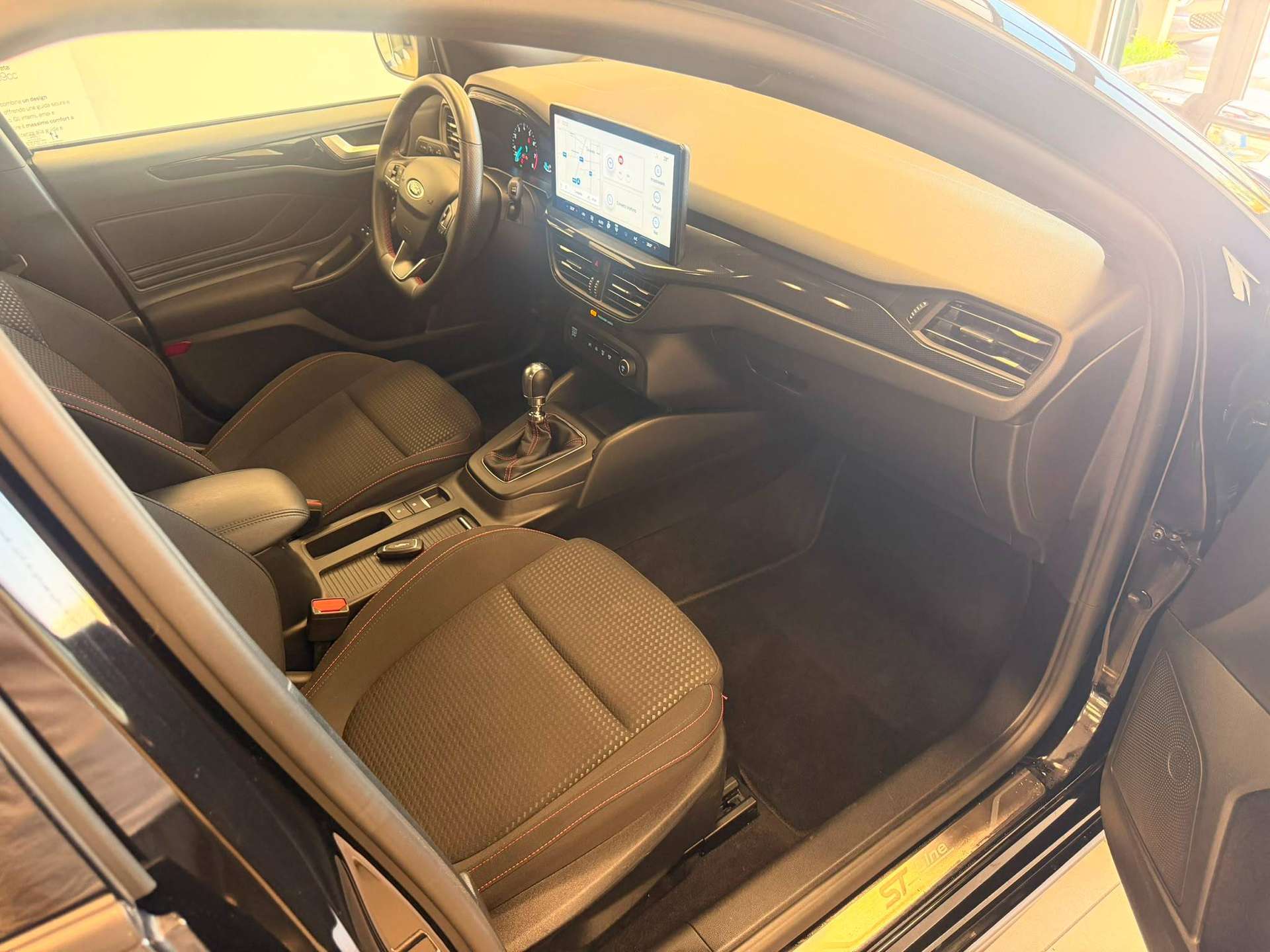 Ford Focus  Focus V 1.0t ecoboost hybrid ST-Line 125cv