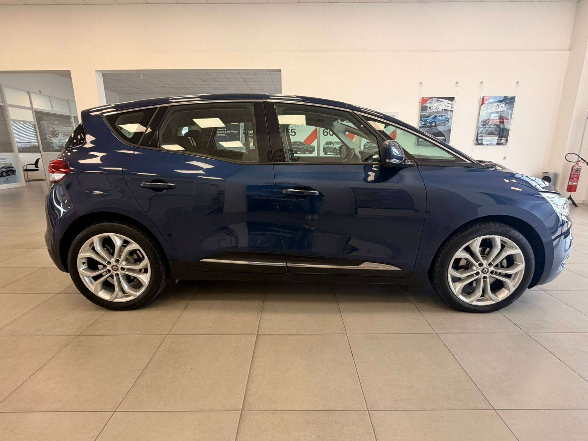 Renault Scenic  Scenic IV 2017 1.7 blue dci Business 120cv edc