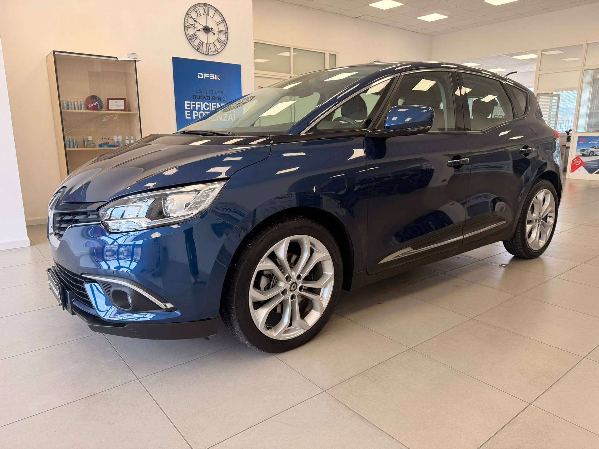Renault Scenic  Scenic IV 2017 1.7 blue dci Business 120cv edc