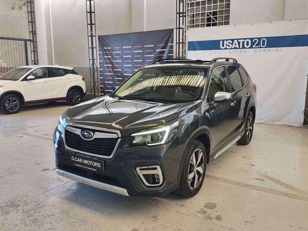 Subaru Forester  Forester 2.0i Premium lineartronic 4×4