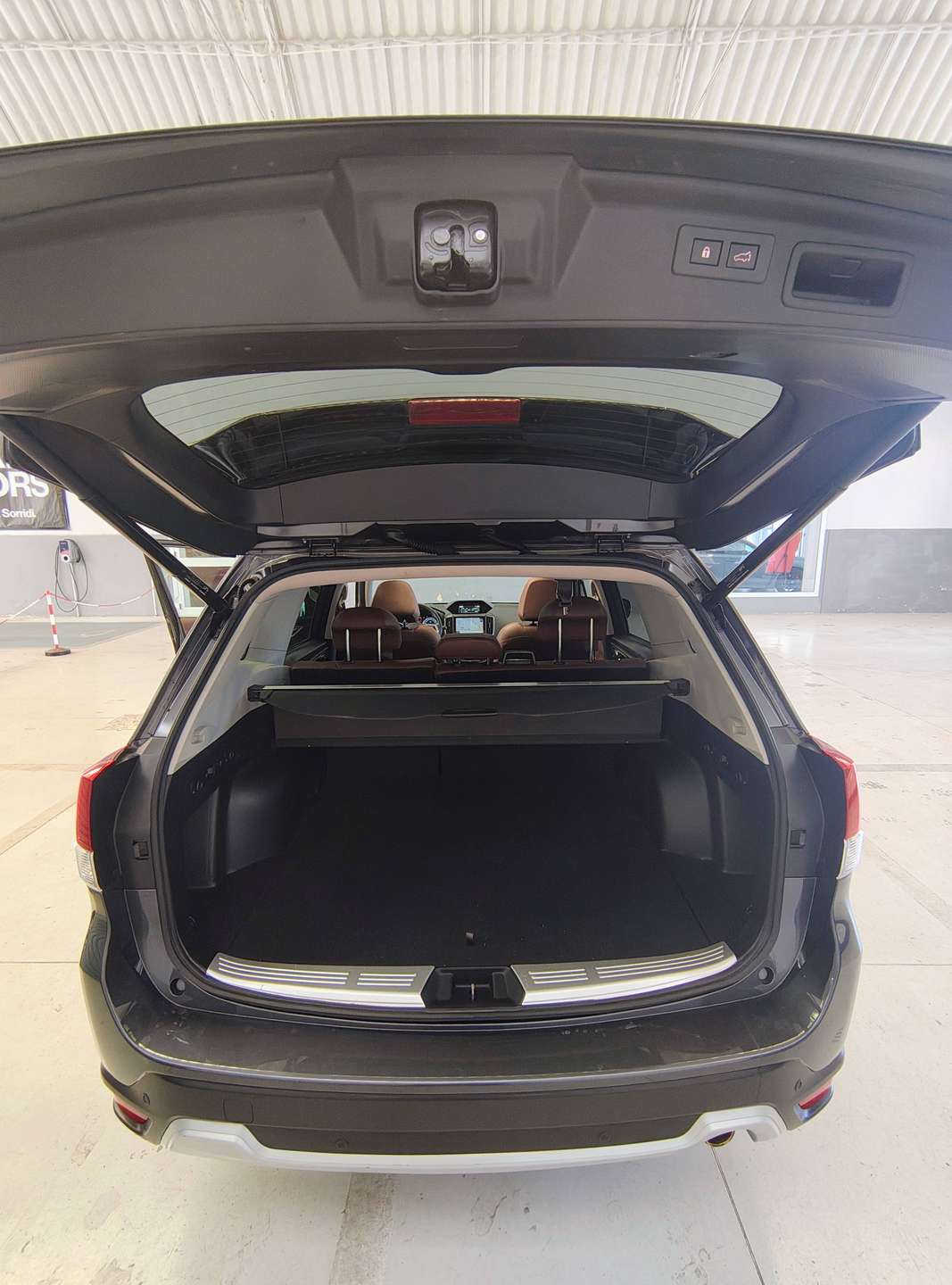 Subaru Forester  Forester 2.0i Premium lineartronic 4×4