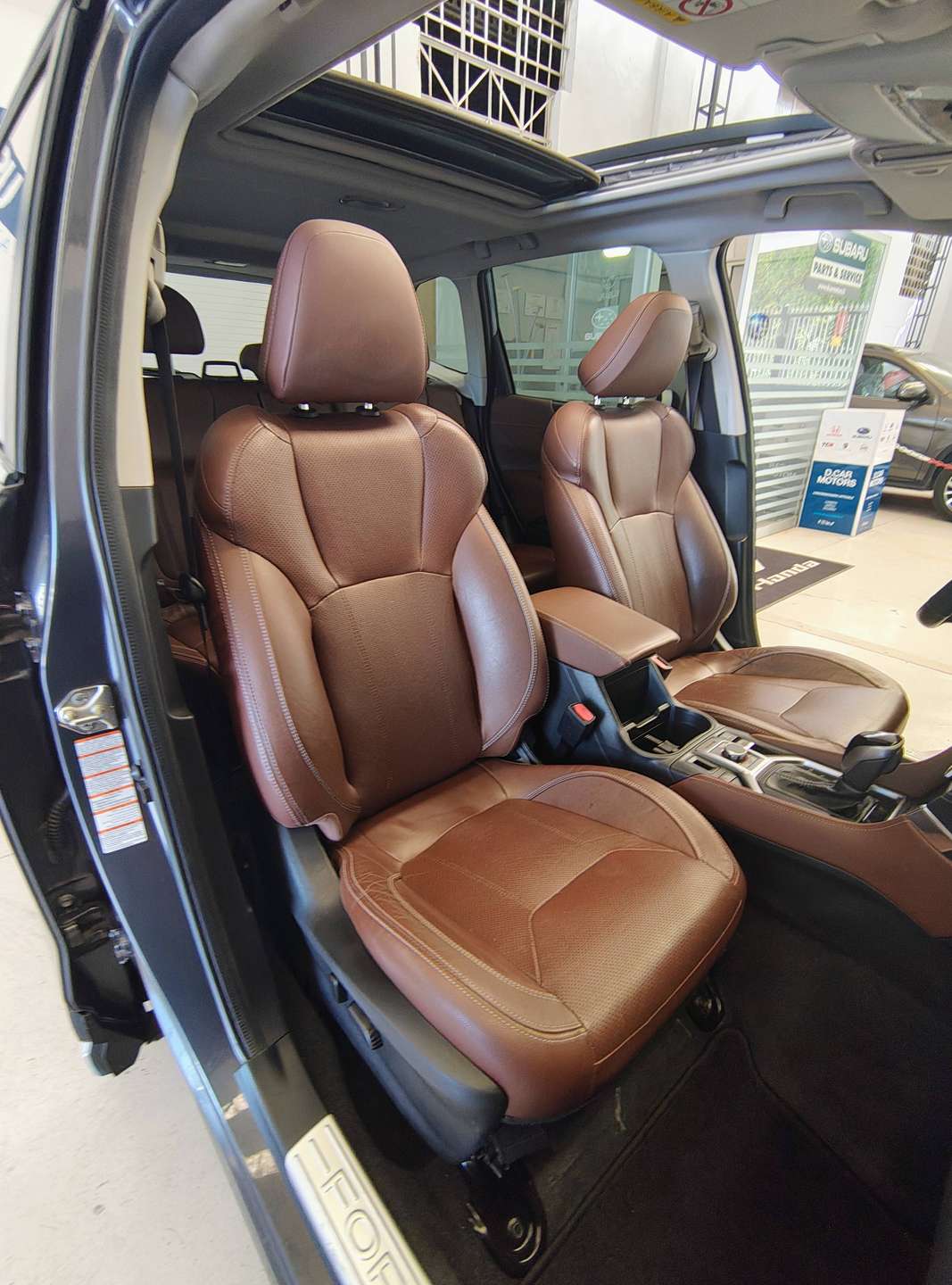 Subaru Forester  Forester 2.0i Premium lineartronic 4×4