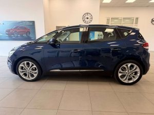 Renault Scenic Scenic IV 2017 1.7 blue dci Business 120cv edc